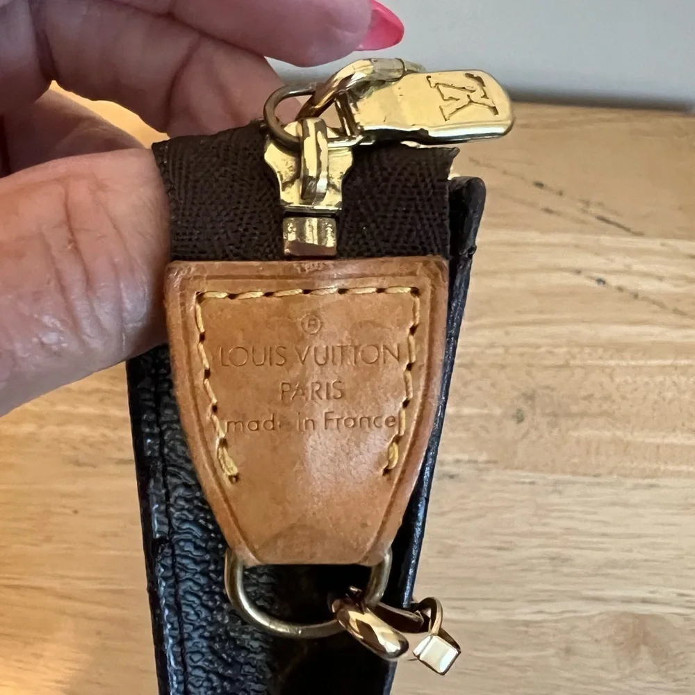 LV Vintage Toiletry Pouch